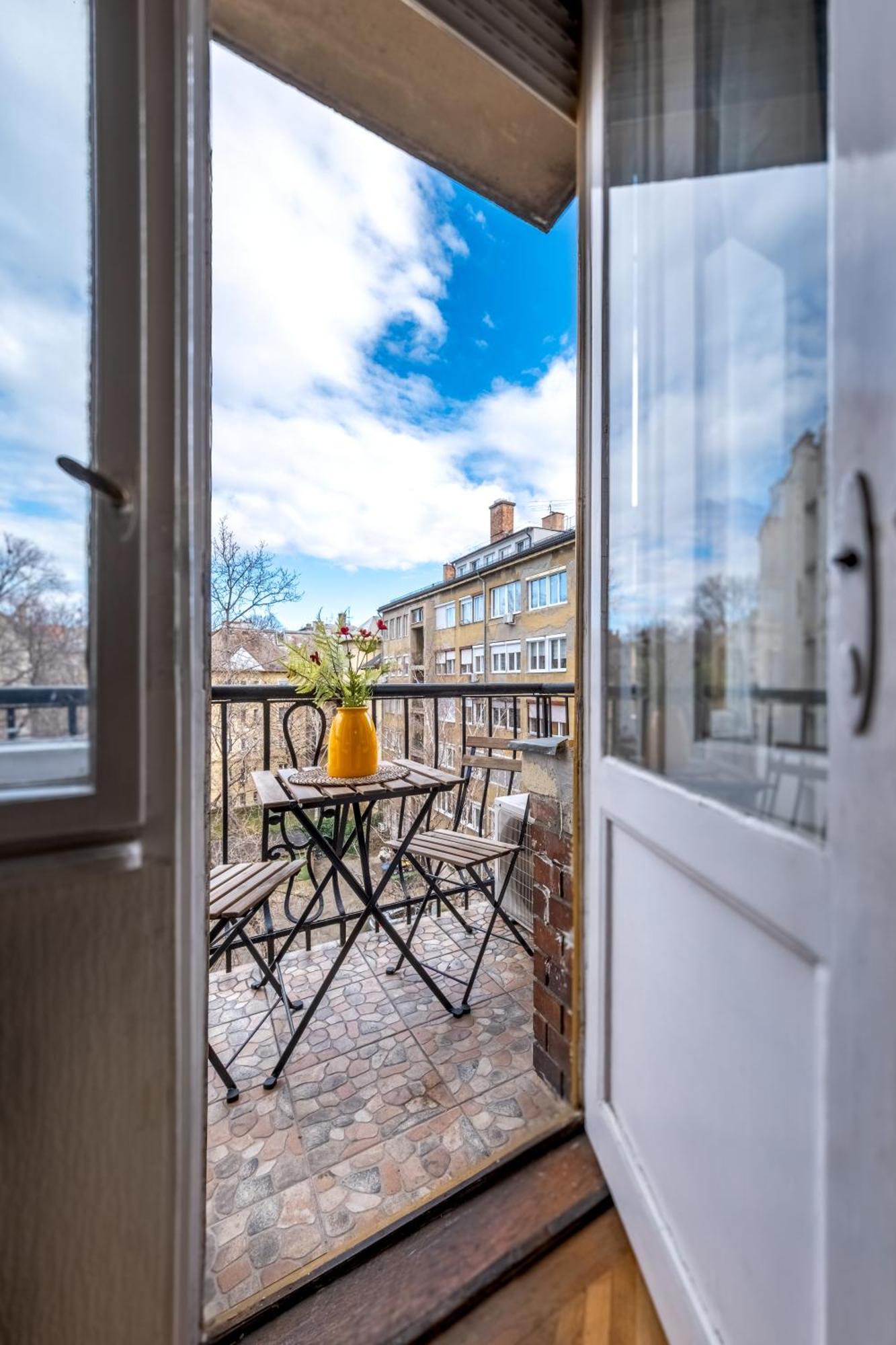Balzac Apartment Boedapest Buitenkant foto